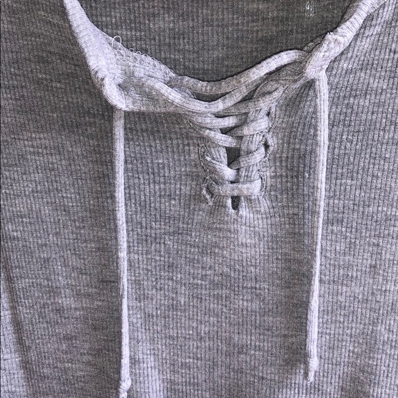 Brandy Melville Grey Cropped Lace Up Tee - Picture 3 of 4